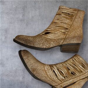 Sbicca Jeronimo Vintage Collection Distressed Ankle Booties sz 10